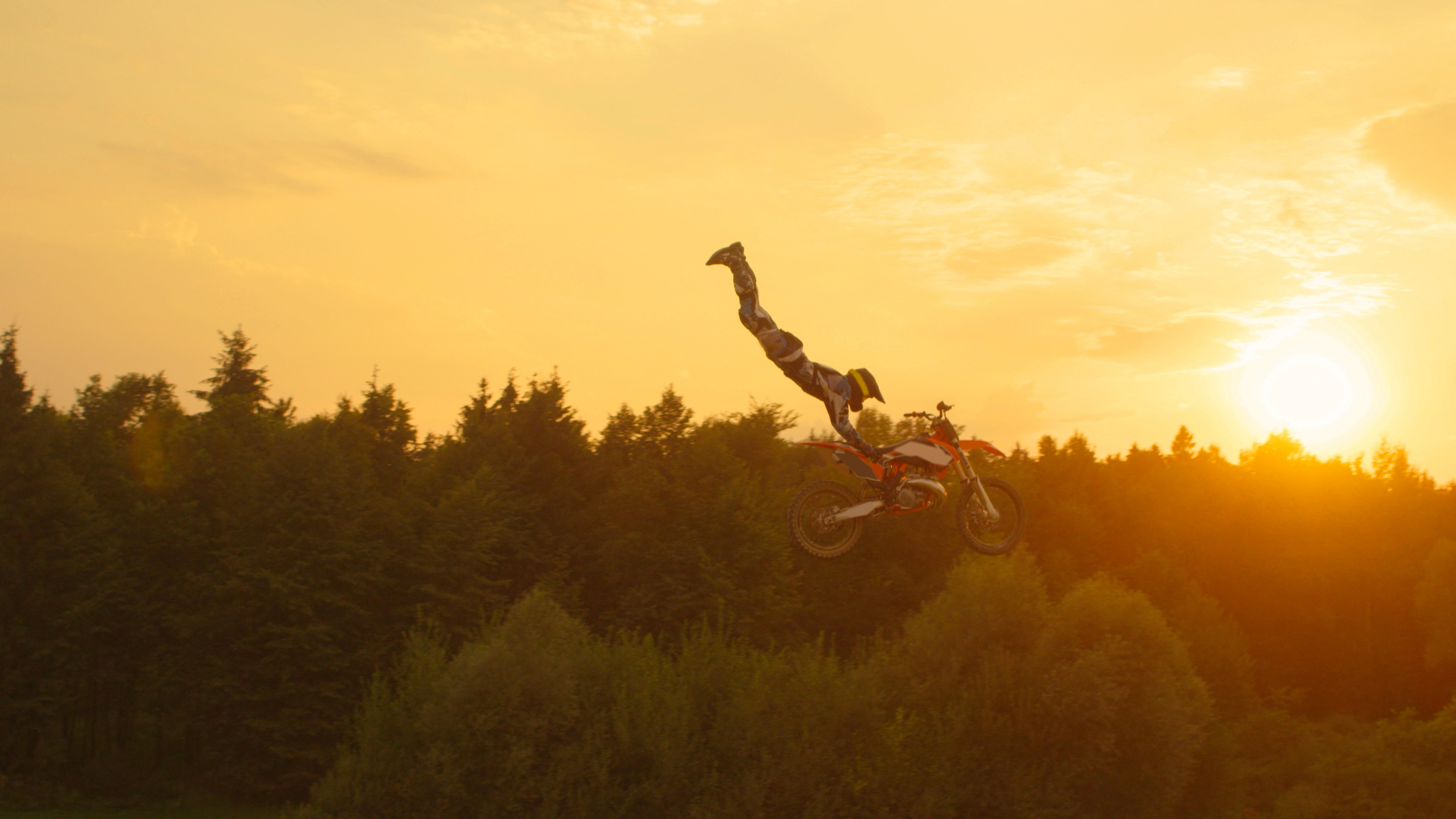 Superman Seat Grab Motocross